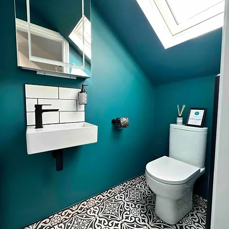 3a View, Beautifully Appointed In Roundhay, Sleeps Up To 6, Bedrooms With En Bathrooms, Ev Charging 公寓 利兹