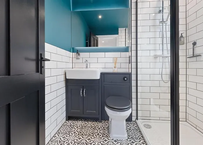 3a View, Beautifully Appointed In Roundhay, Sleeps Up To 6, Bedrooms With En Bathrooms, Ev Charging Lägenhet